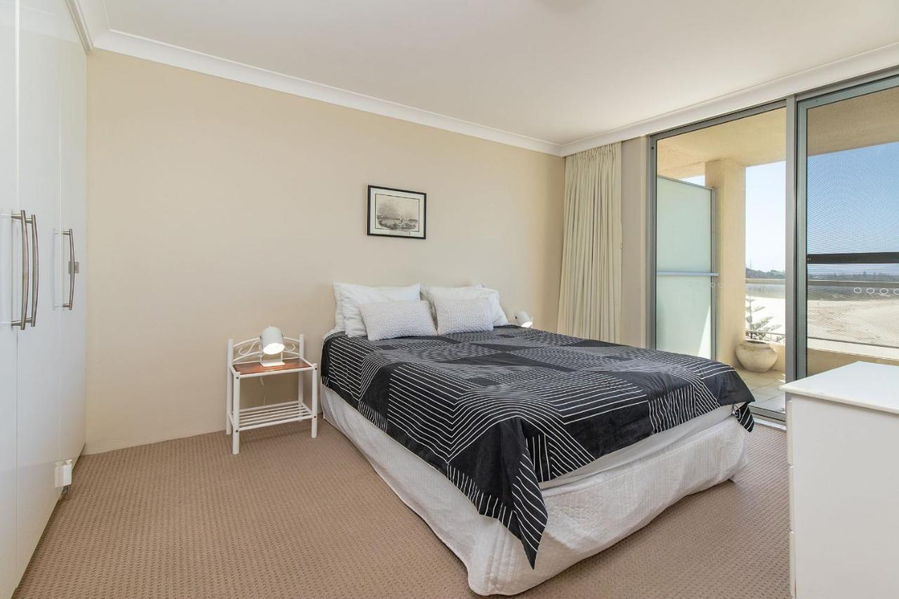 Beachpoint 402 - Linen Not Included Forster Exterior foto